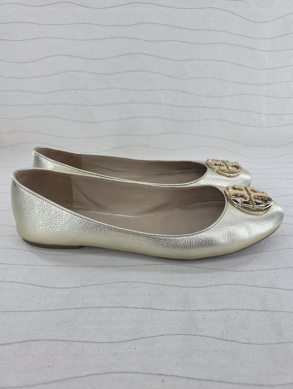 Tory Burch Womens Gold Leather Ballet Flats Round Toe Slip-On Shoes Size 10.5